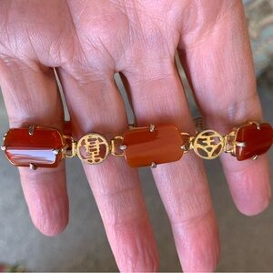 Vintage genuine carnelian gold tone bracelet. Classic style. Timeless piece.